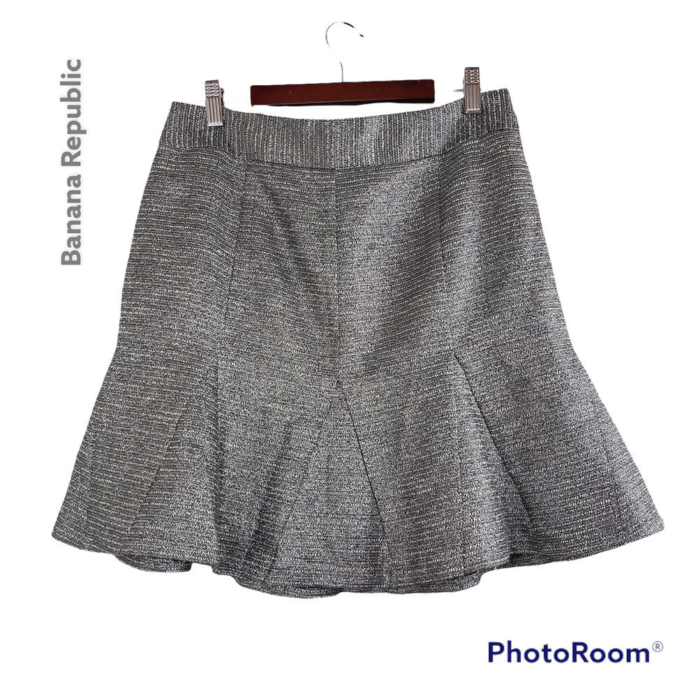 NWT Banana Republic Women's Fit and Flare Skirt Size 8